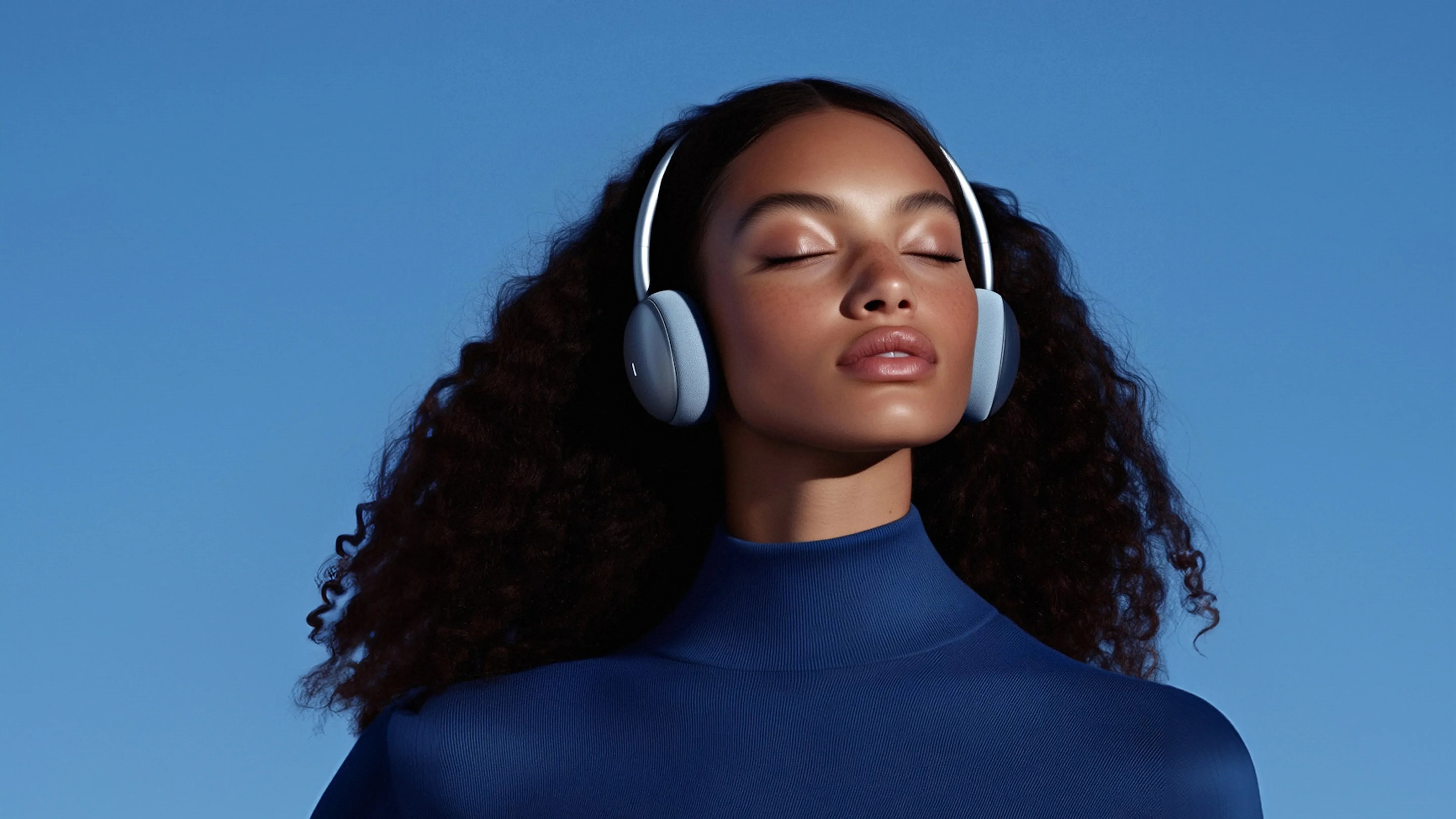 Sleek. Silent. Sold Out. The Minimalist Icon Returns