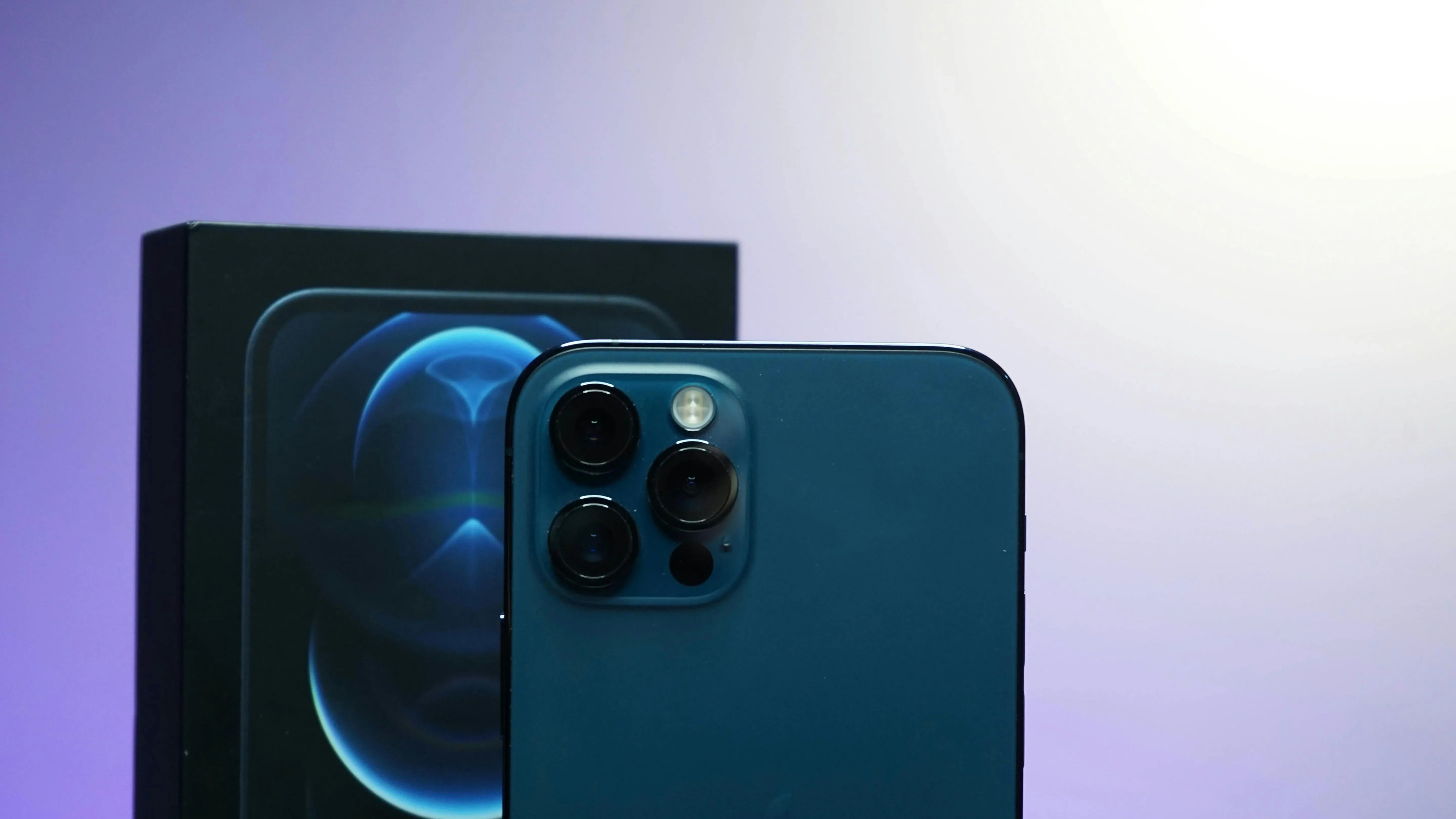 From Shelf to Setup — The Gadgets That Define 2025